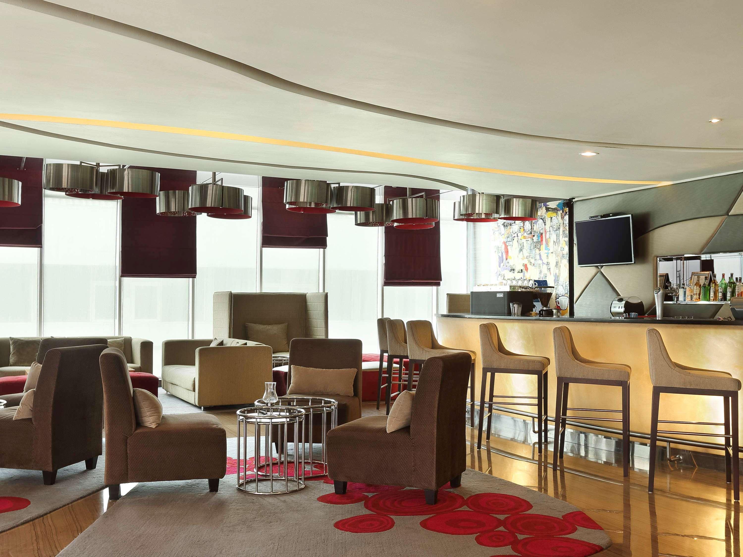 Novotel Jakarta Gajah Mada Extérieur photo