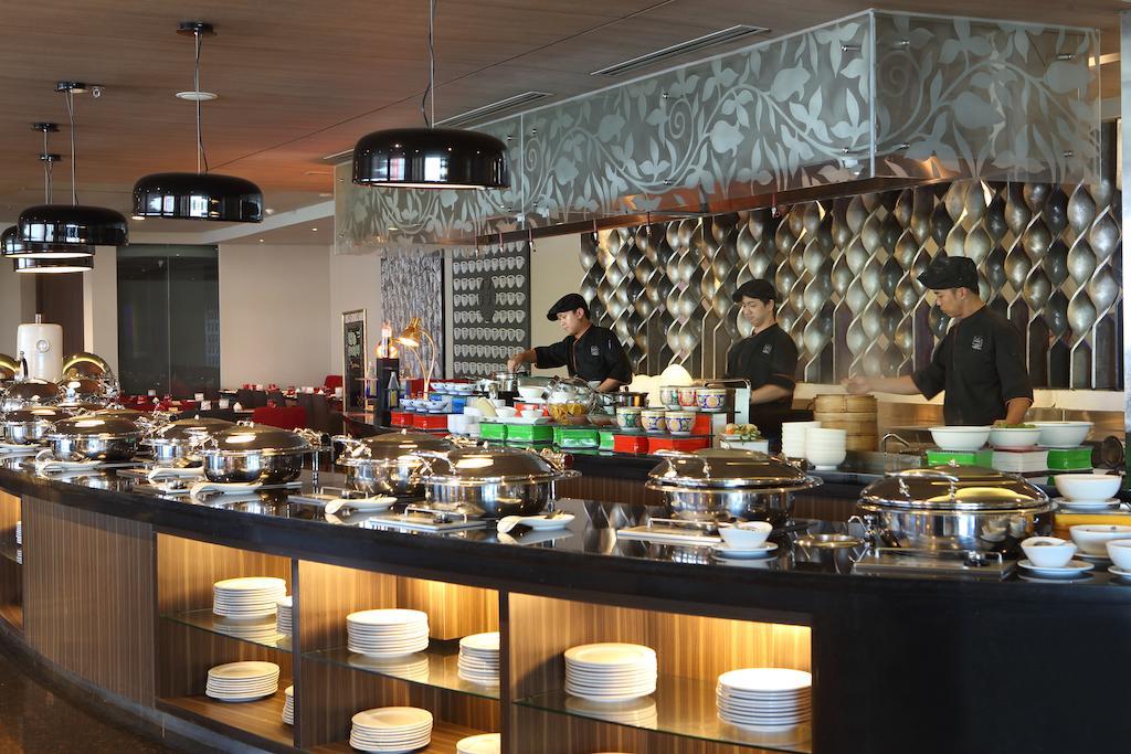Novotel Jakarta Gajah Mada Extérieur photo